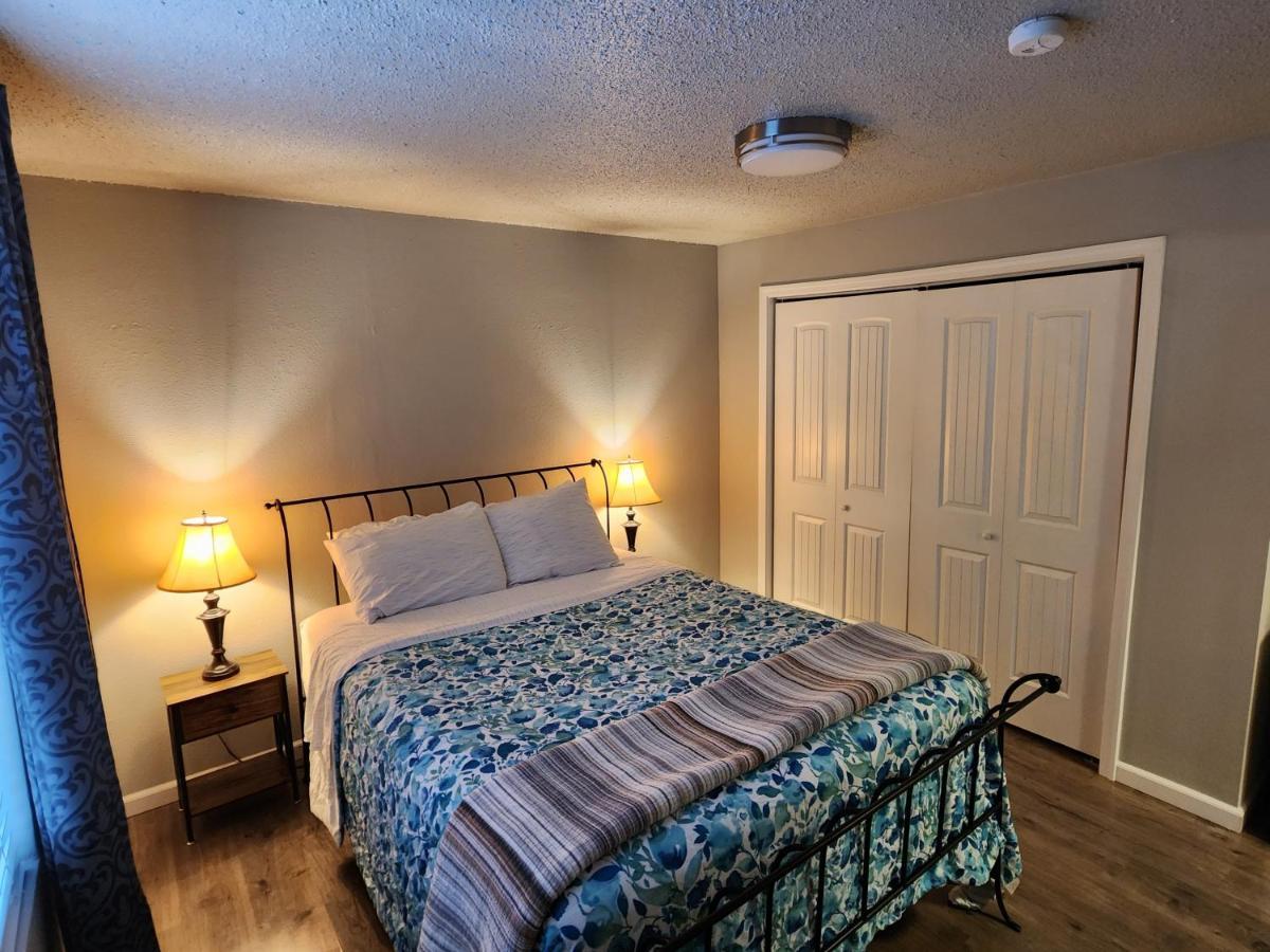 Nightshade Bnb Anchorage Ngoại thất bức ảnh